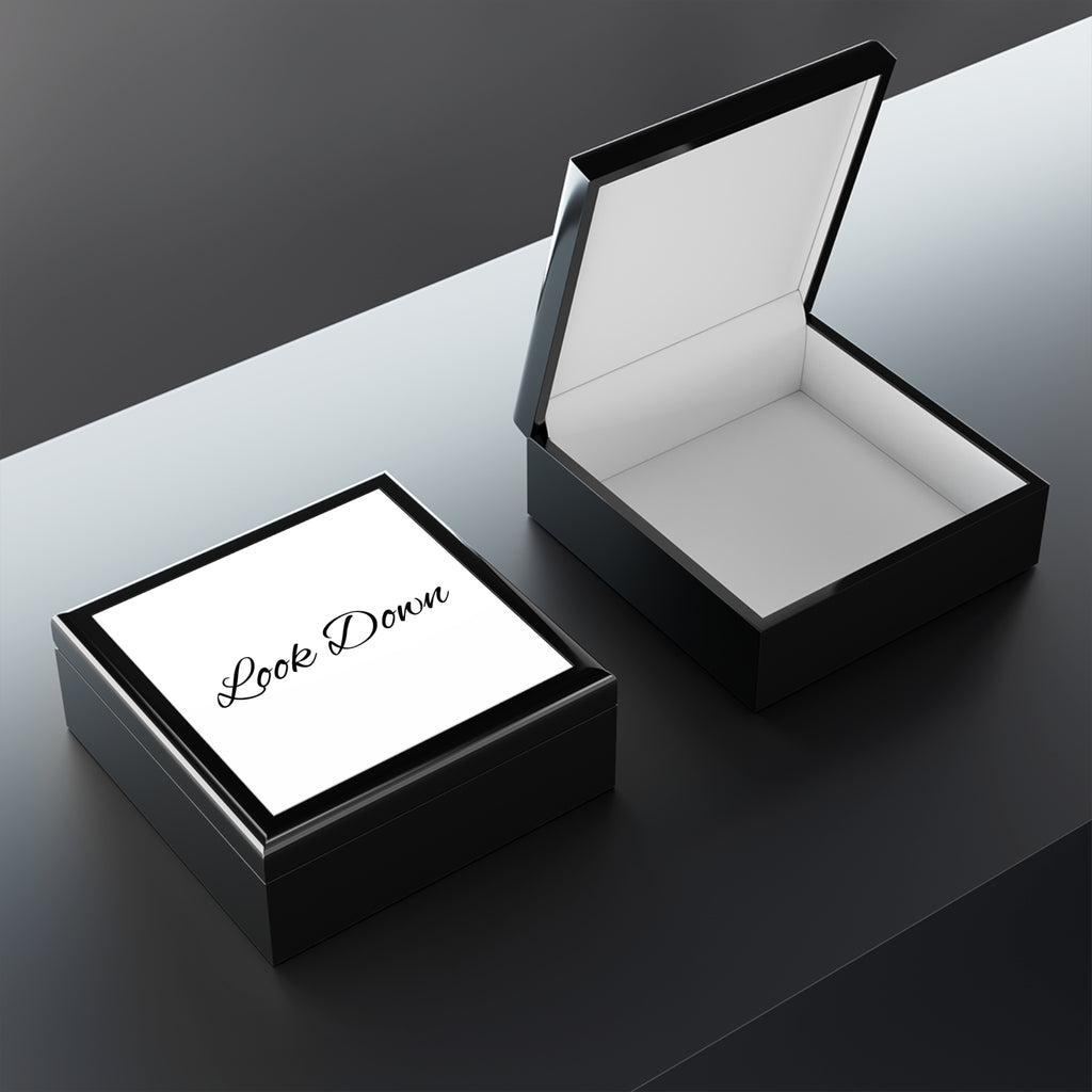 'Look Down' Jewelry Box — Elegant Black Lacquer Keepsake Box